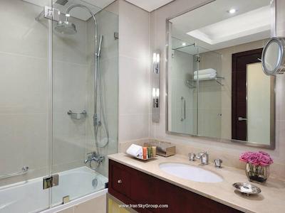 موونپیک هتل وست بی دوحه