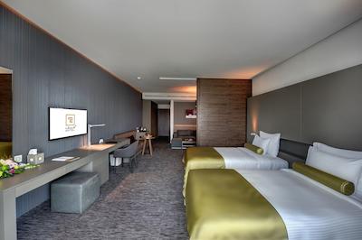 هفتاد و دو هتل