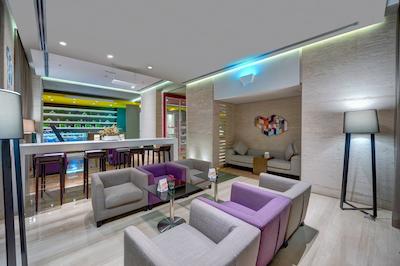 هفتاد و دو هتل