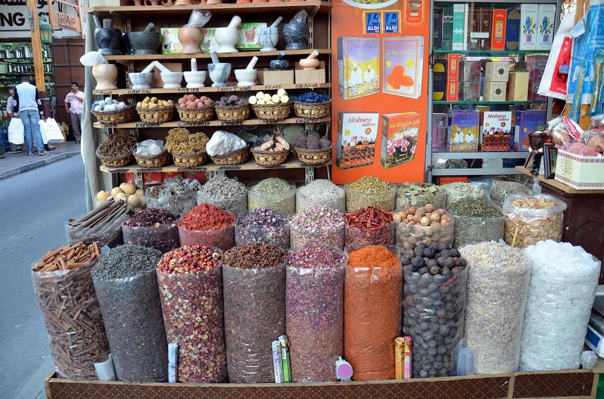 احمدیا هریتیج گست هاوس
