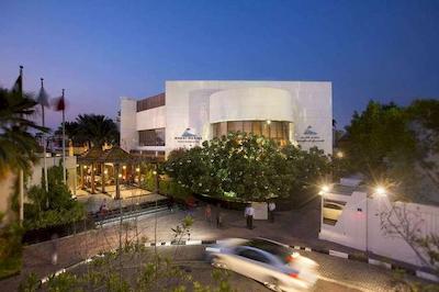 دبی مارین بیچ ریزورت اند سپا