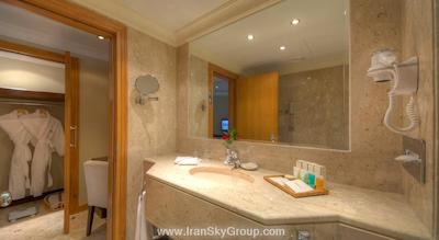 دبی مارین بیچ ریزورت اند سپا