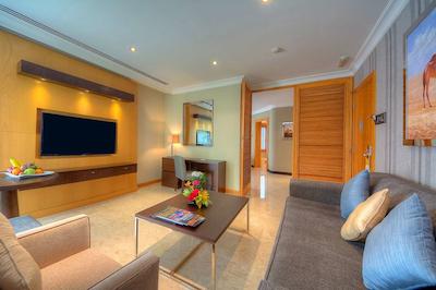 دبی مارین بیچ ریزورت اند سپا