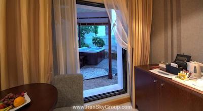 دبی مارین بیچ ریزورت اند سپا