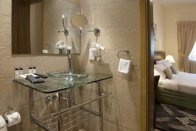 هتل آپارتمان البرشاء