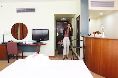 الدیار دانا هتل