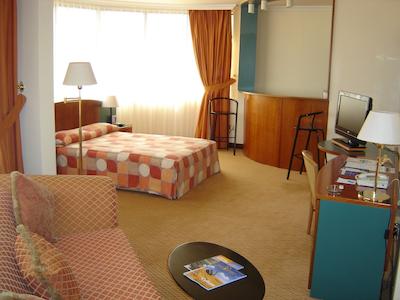 الدیار دانا هتل