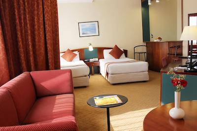 الدیار دانا هتل