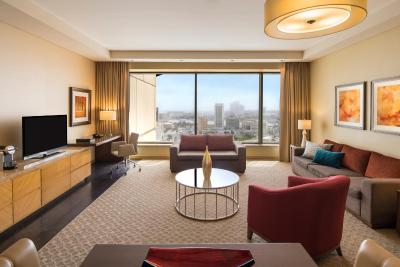 سوئیسوتل الغریر