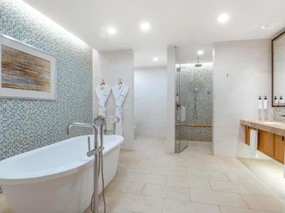 سوئیسوتل الغریر