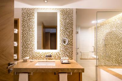 سوئیسوتل الغریر