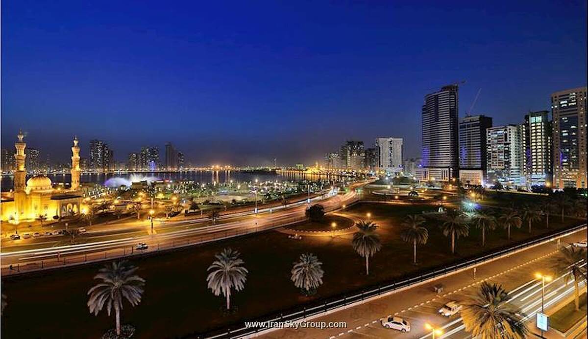 المجاز پرمیر دلوکس هتل آپارتمنتس
