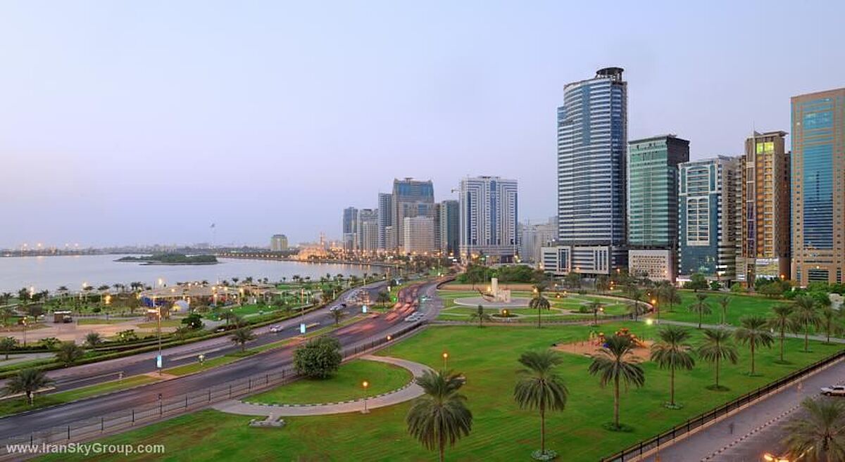 المجاز پرمیر دلوکس هتل آپارتمنتس