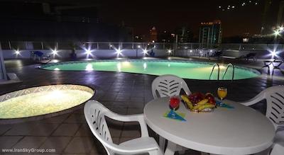 هتل آپارتمان الولید پالاس البرشاء