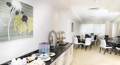 هتل آپارتمان الولید پالاس البرشاء