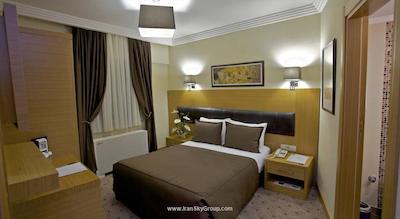 میریلایون هتل-اولد تاون