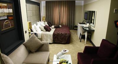 میریلایون هتل-اولد تاون