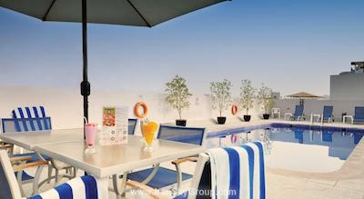 هتل آپارتمان آئوریس بوتیک