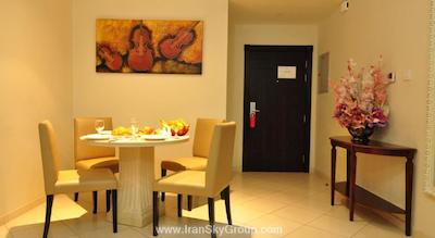 هتل آپارتمان آئوریس بوتیک