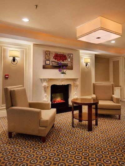 دابل تری بای هیلتون هتل وان