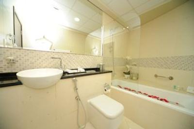 هتل آپارتمان آئوریس مترو سنترال