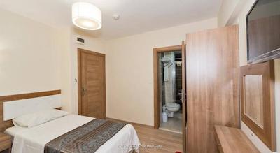 پولانین هتل