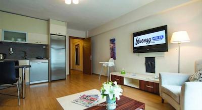 بلووی هتل رزیدنس