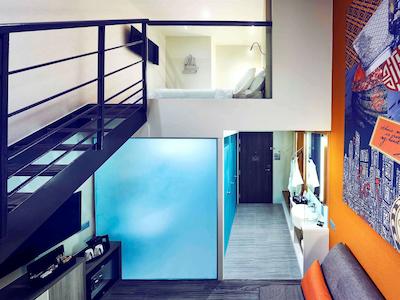 مرکور سنگاپور بوگیس