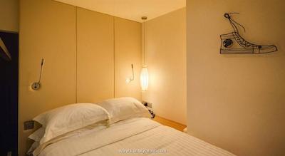 مرکور سنگاپور بوگیس