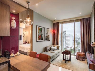 مرکور سنگاپور بوگیس