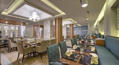 رویال کنتیننتال هتل