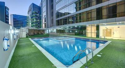 رویال کنتیننتال هتل