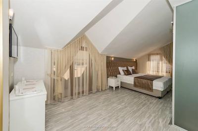 گرند پامیر هتل