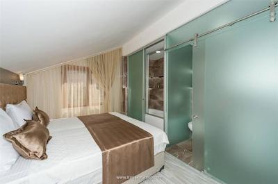 گرند پامیر هتل