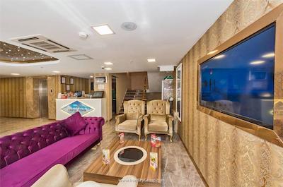 گرند پامیر هتل