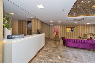 گرند پامیر هتل