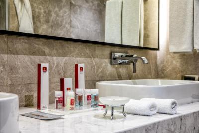 کلاریون هتل گلدن هورن