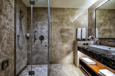 کلاریون هتل گلدن هورن