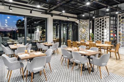 کلاریون هتل گلدن هورن