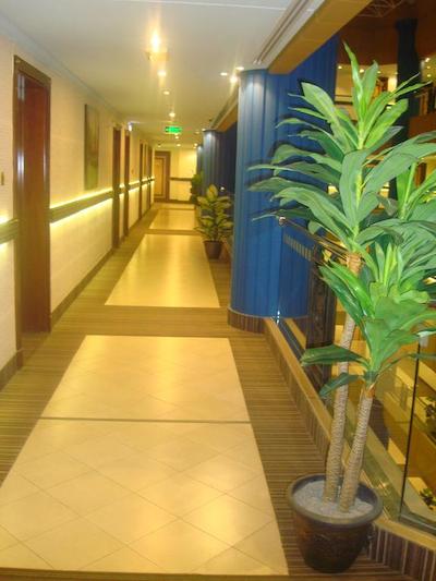 هتل آپارتمان المنار گرند