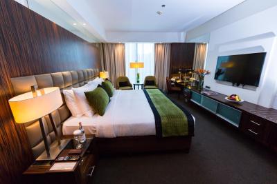 بونینگتون جمیرا لیک تاورز