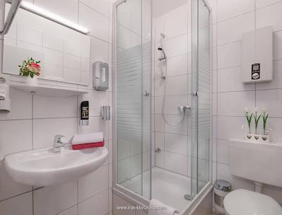 سنترو هتل شومان