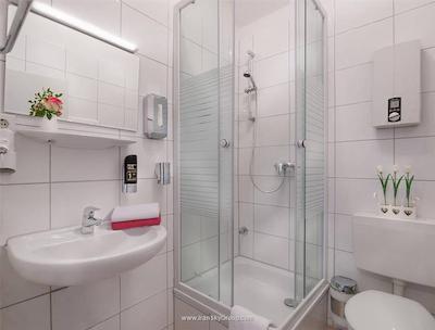 سنترو هتل شومان