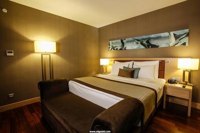 ددمان پارک بستناچی