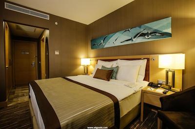 ددمان پارک بستناچی