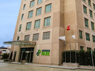 ددمان پارک بستناچی