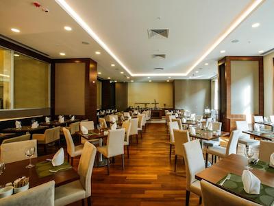 ددمان پارک بستناچی