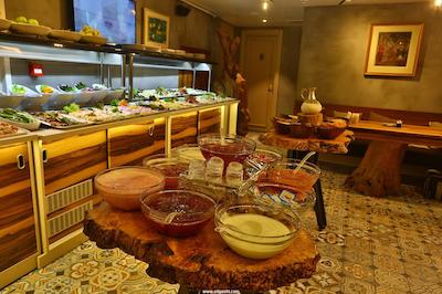 تکسیم لانژ هتل