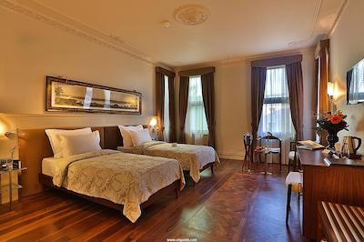 تکسیم لانژ هتل