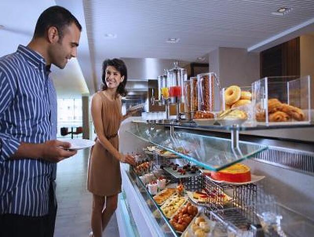 سنترو المنهل ابوظبی